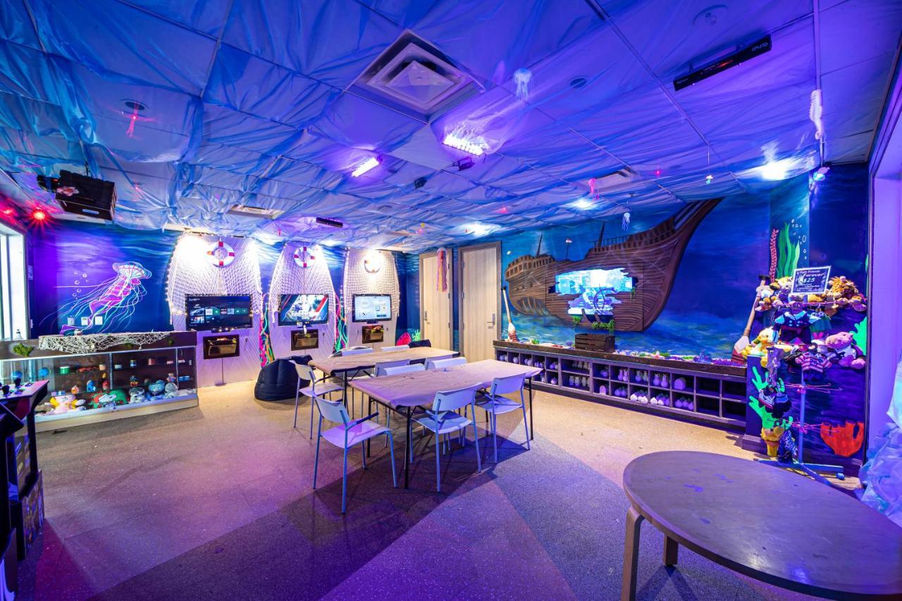 Brilliant Home Near Disney World With Foosball Table By Rentyl - 7707B Orlando Ngoại thất bức ảnh