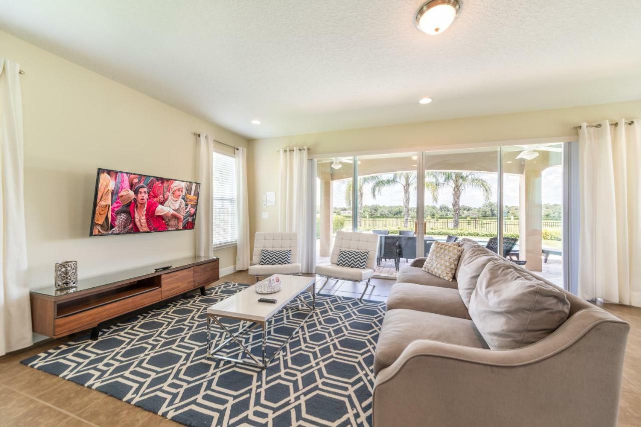 Brilliant Home Near Disney World With Foosball Table By Rentyl - 7707B Orlando Ngoại thất bức ảnh